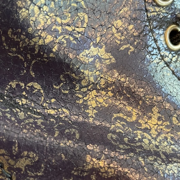 Dr Martin’s black gold printed leather boots (sz 5) - Picture 7 of 11